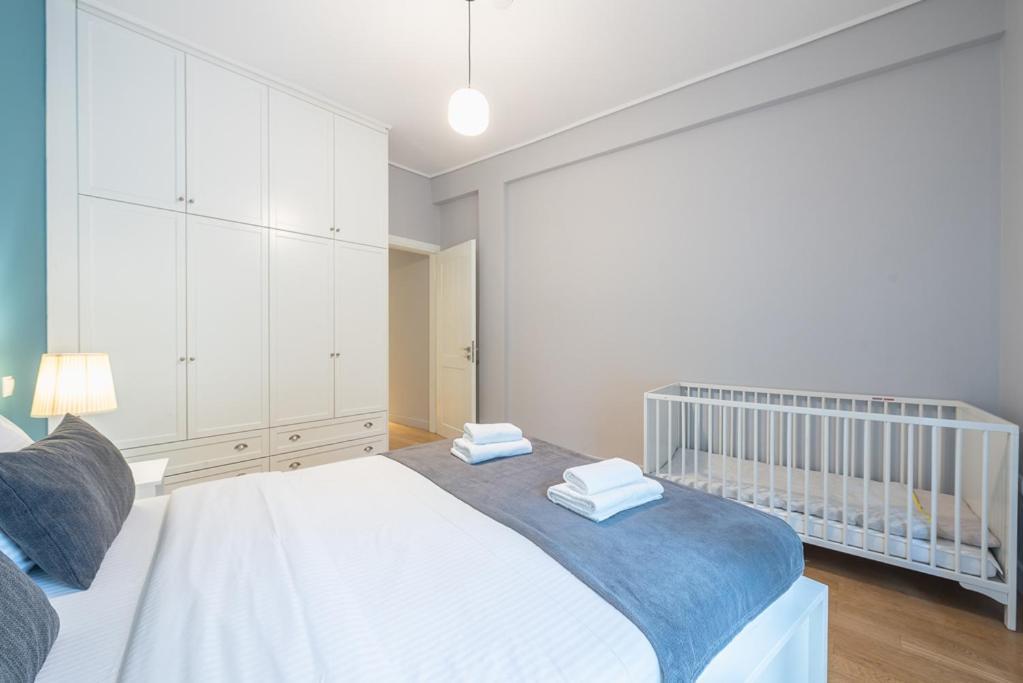 Pame Rentals - 2Bd & 2Ba Home, 4 Min To Acropolis Athen Exterior foto